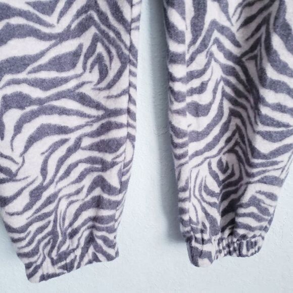 ‎Joggers - Picture 2 of 6